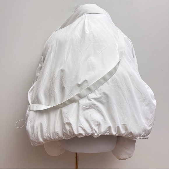 Fabletics White Wander Cropped Puffer Jacket 3X - Picture 5 of 9